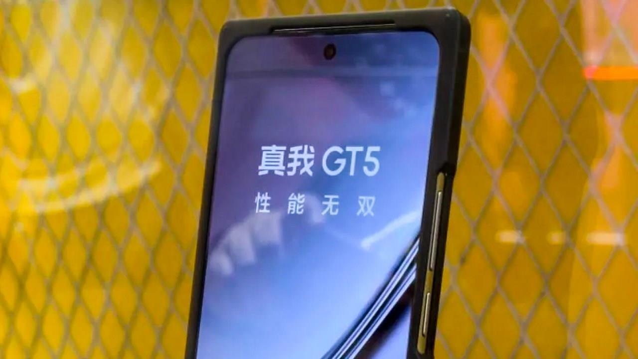 Snapdragon işlemcili yeni savaşçı Realme GT5 ile ilgili her şey!