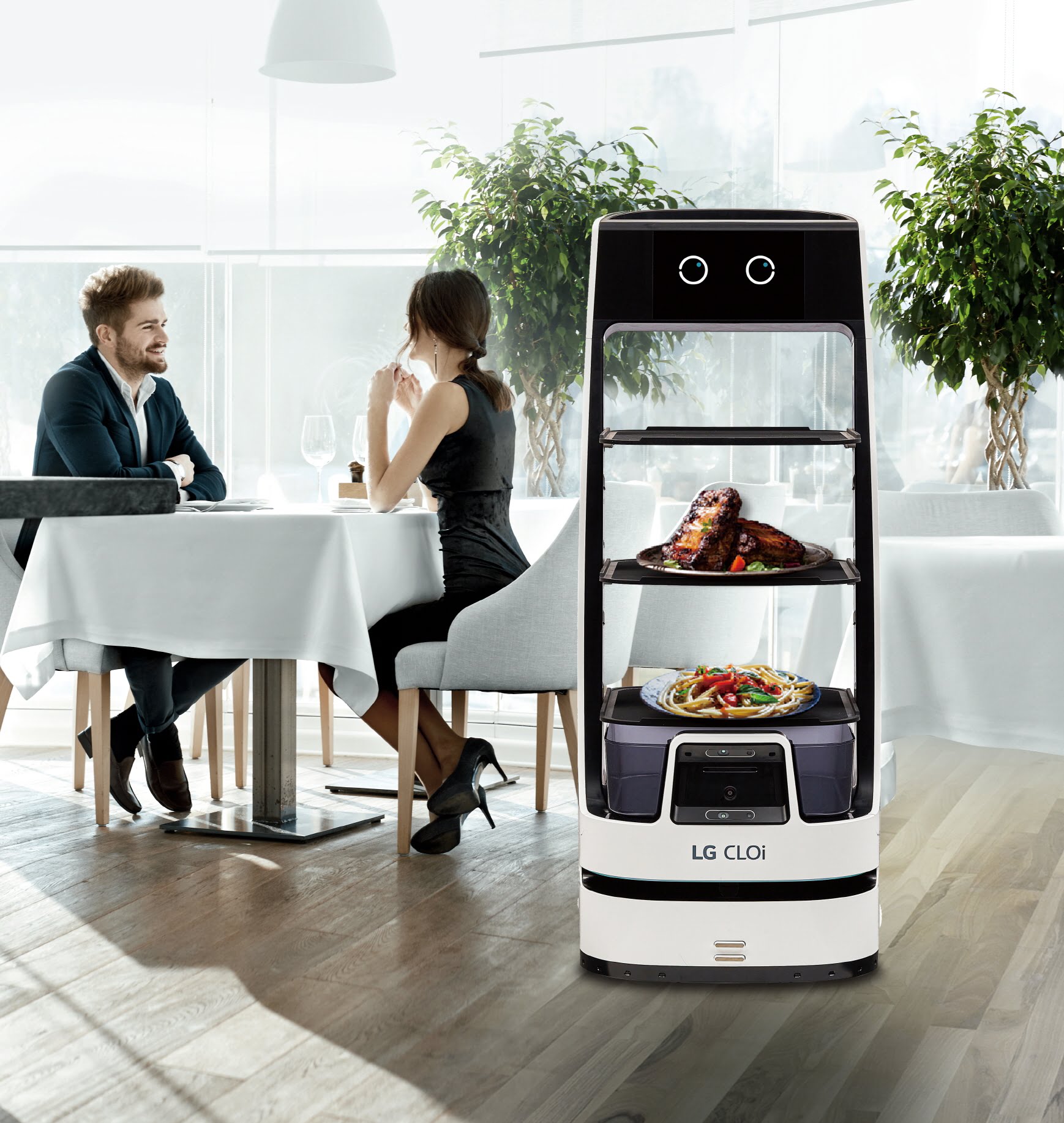 LG’den yeni bir akıllı servis robotu: CLOi servebot