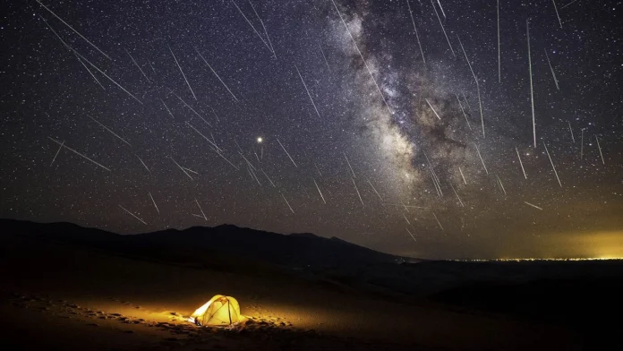 Perseid Meteor Yağmurları, Swift-Tuttle kuyruklu yıldızı ile bağlantılı bir meteor yağmuru türüdür.