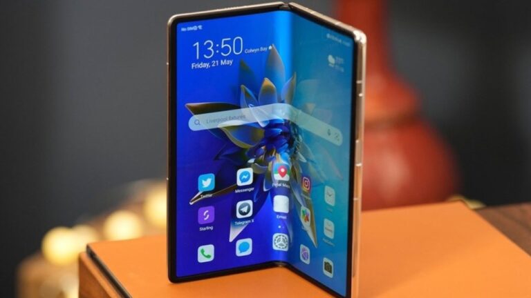 Yeni katlanabilir telefon Pazarı lideri Huawei