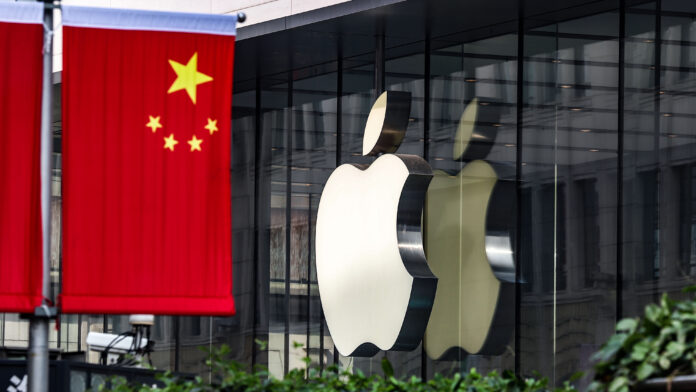 Apple'ın iPhone 15 lansmanı öncesinde xorlu Çin Sorunları