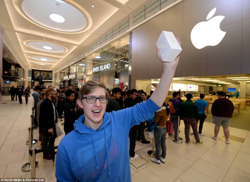 Apple, iPhone kullanıcılarının fanatikliğini fiyatları yükselterek test edecek!