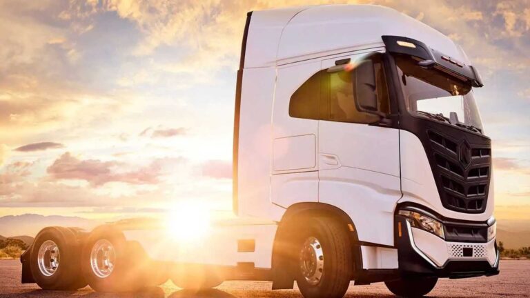 Nikola Motor'un elektrikli tırları gine yandı