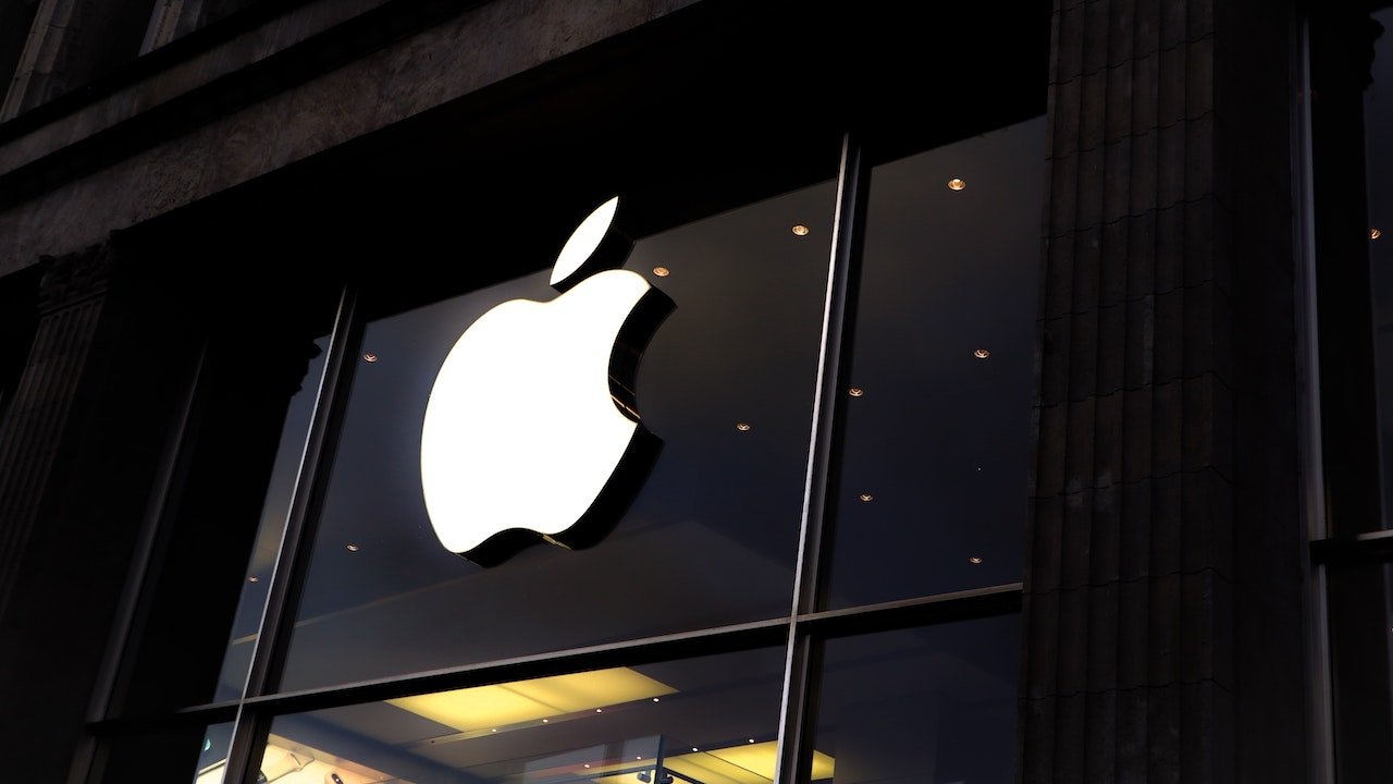 Apple'dan Google'a rakip arama motoru geliyor!