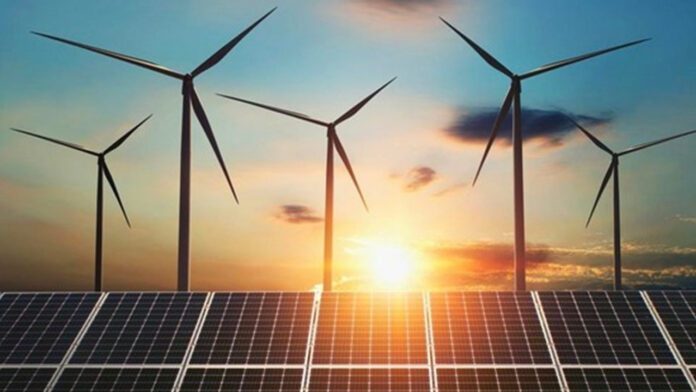 Güneş ve rüzgar enerjisi, fosil yakıtları tarihte ilk kez geçebilir