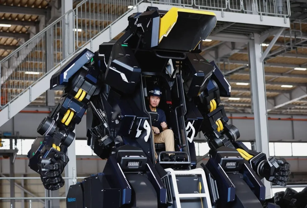 Japonya’da bir startup, 3 milyon dolarlık dev bir robot geliştirdi!