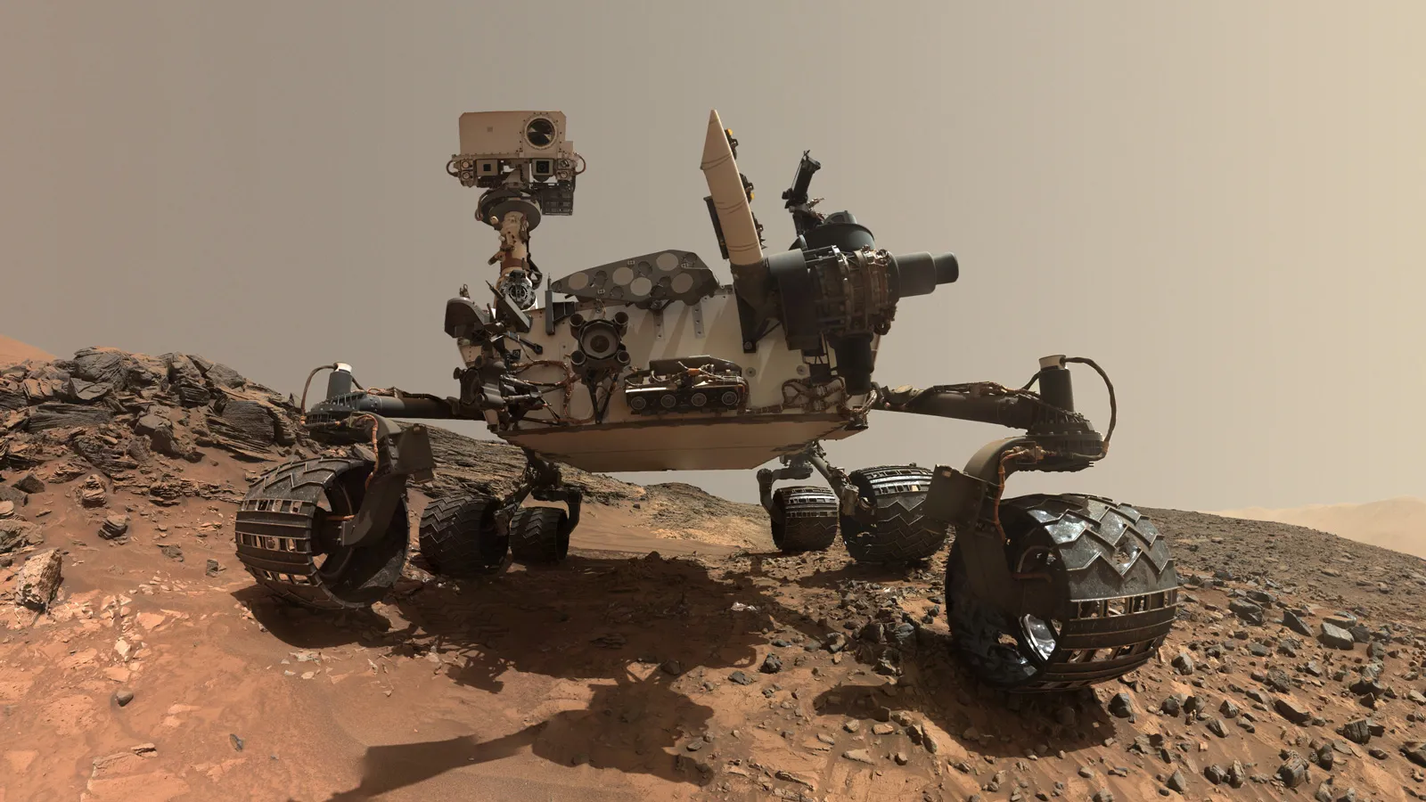 2 yıllık görev süresi 11 yıla çıkan Curiosity çalışmaya devam ediyor!