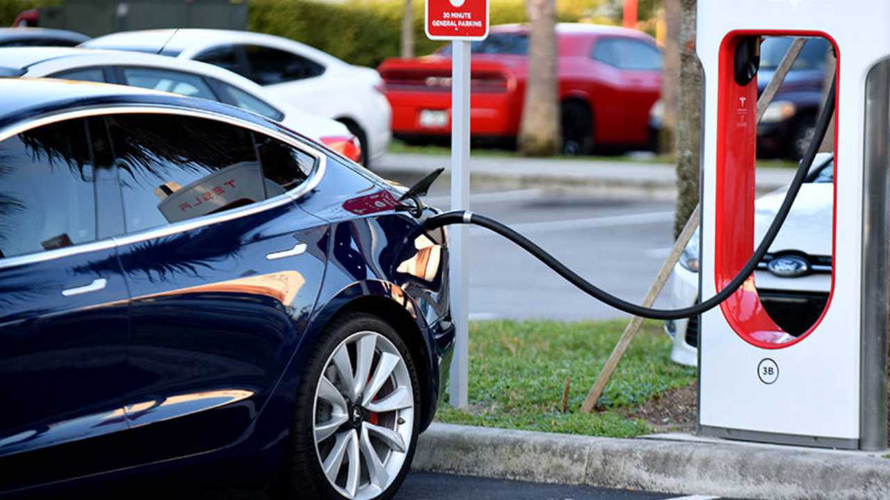 Avrupa pazarında, elektrikli araç satışları düşüyor!
