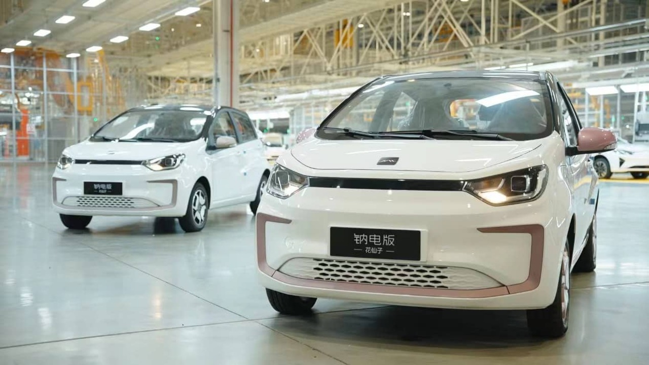 Volkswagen, sodyum-iyon elektrikli araç piyasaya sürüyor