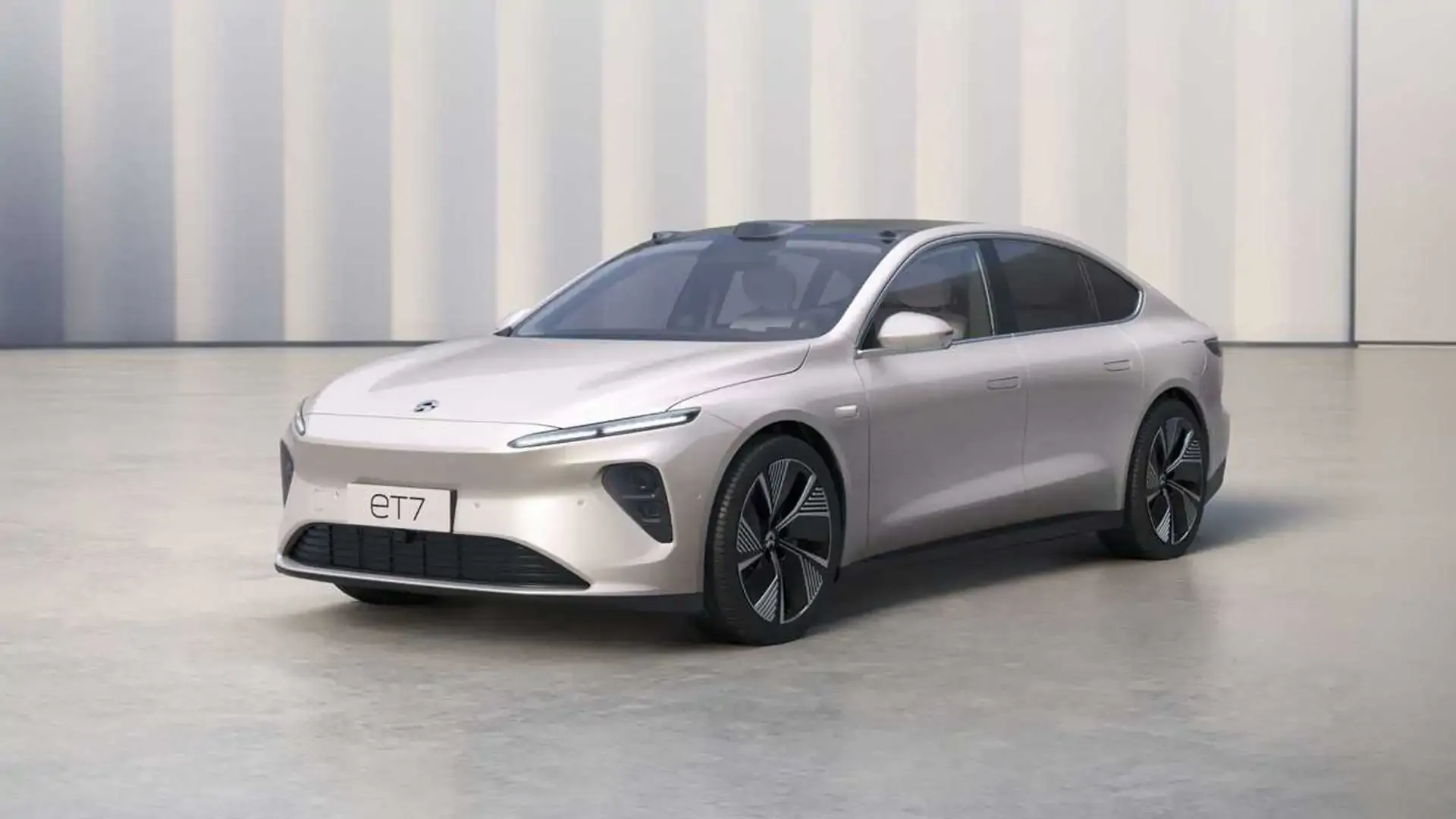 Çinli lüks EV üreticisi Nio, 150 kWh’lik bataryasıyla 1000 km’nin üzerinde menzil sunuyor!