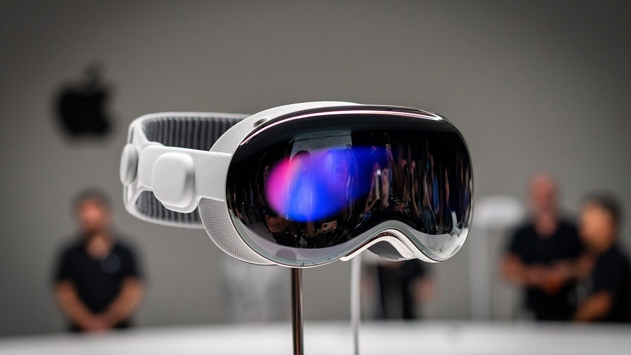 Apple Vision Pro, Şubat 2024’te  geliyor olabilir!