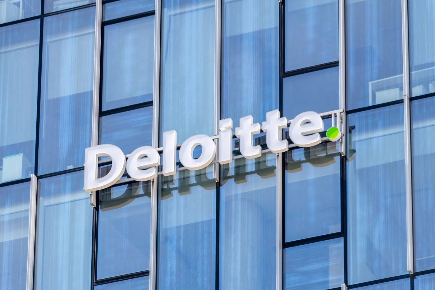 Deloitte, işten çıkarmaların önüne geçmek için yapay zeka kullanıyor!
