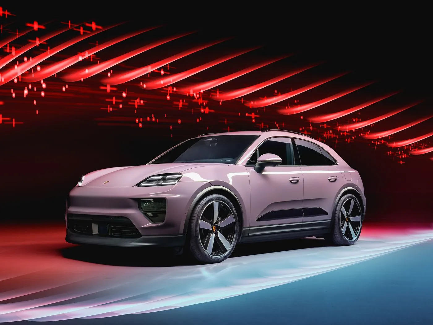 Porsche, yeni SUV’larıyla EV dünyasına iz bırakacak!