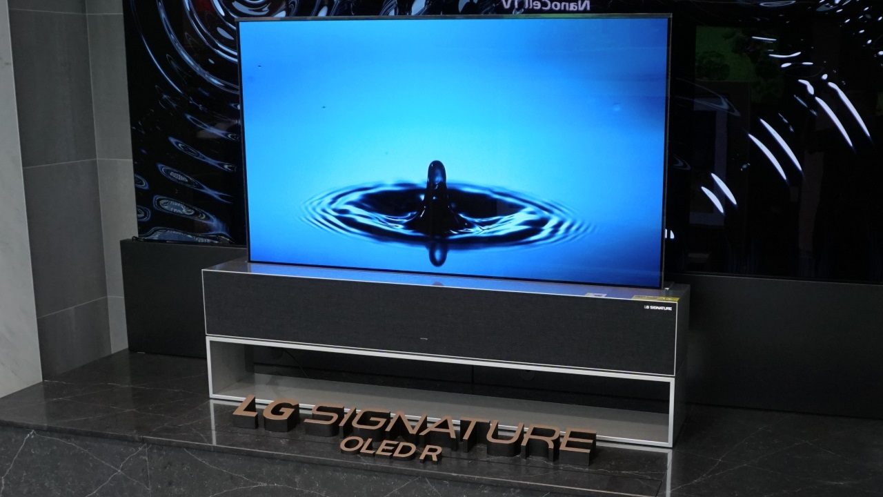 Samsung ve LG iş birliği yapıyor! OLED TV pazarında dev adım
