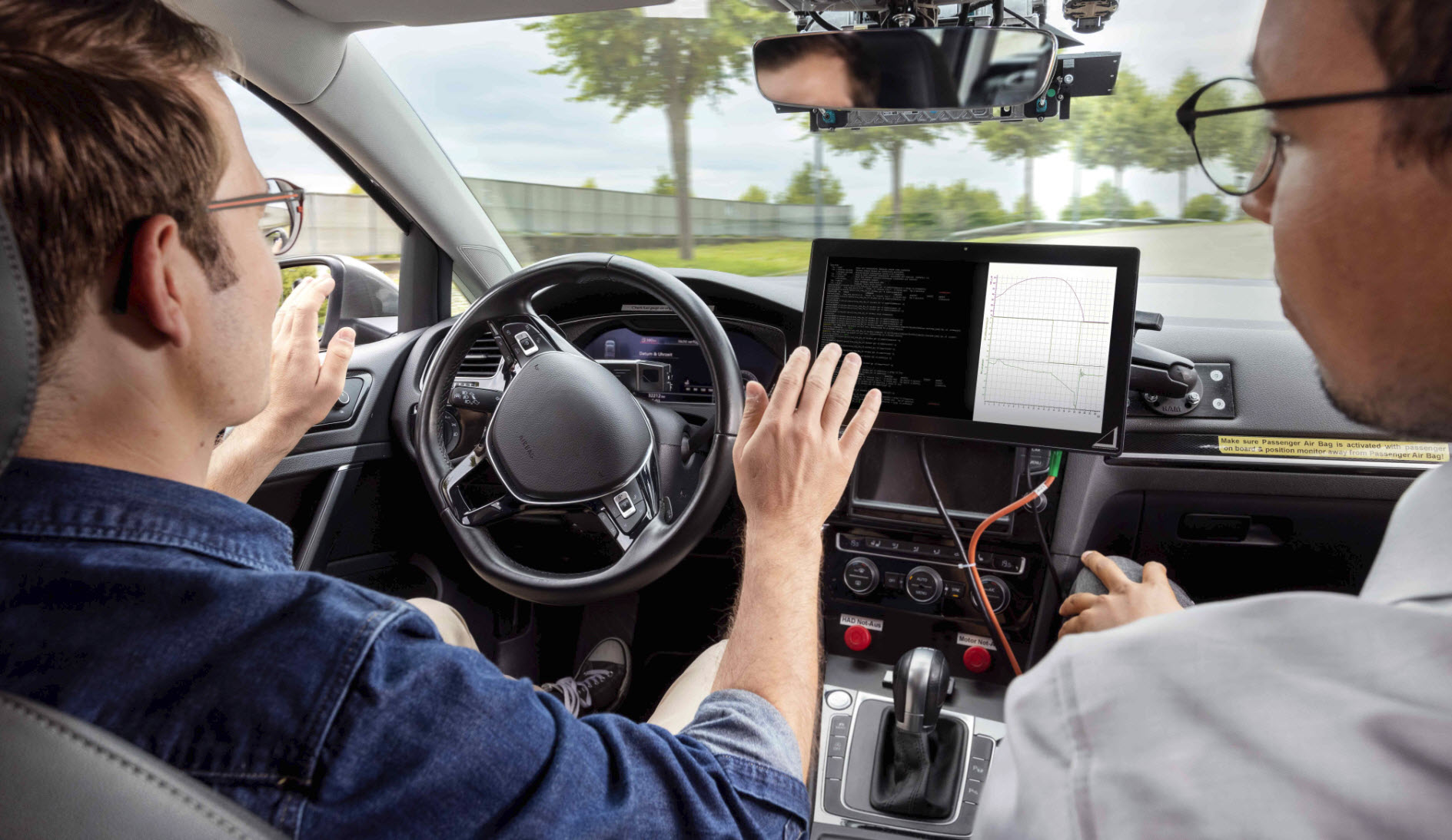 Araçlarda kullanılacak yapay zekâ uygulamaları için dev ortaklık!