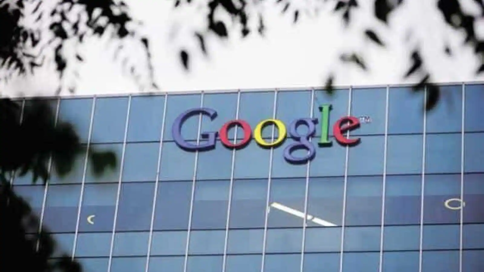 Google yapay zeka stratejisiyle Alphabet’e zarar verdi