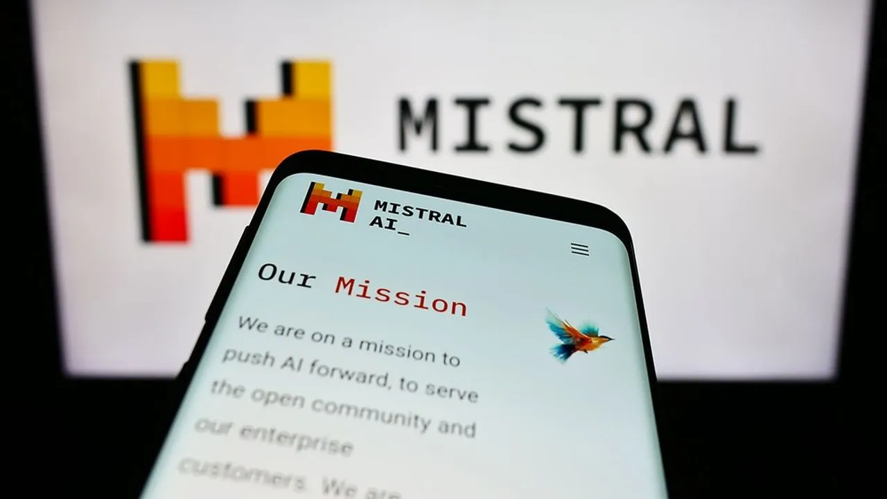 Mistral'in yeni açık kaynaklı yapay zeka modeli sızdırıldı!