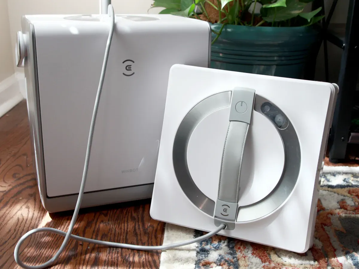 Pencere temizlik robotu ev işlerini kolaylaştırıyor