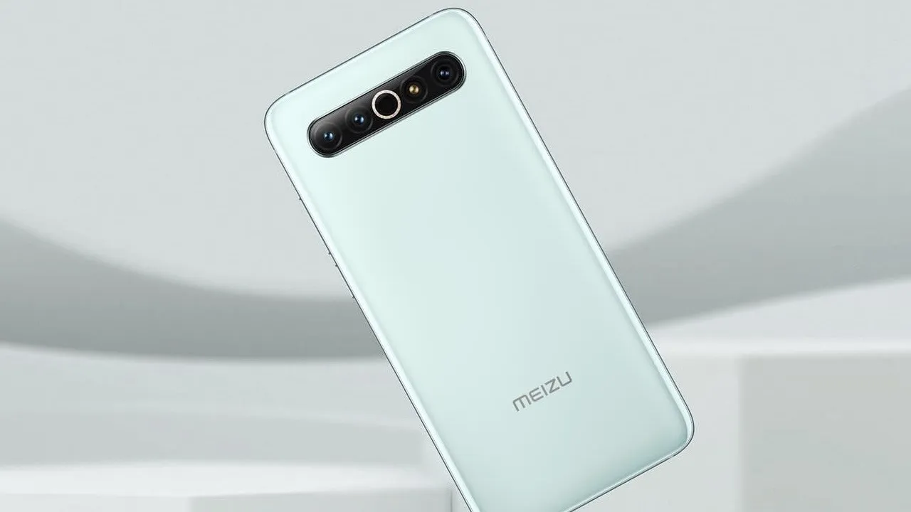 Polestar telefon işine giriyor!