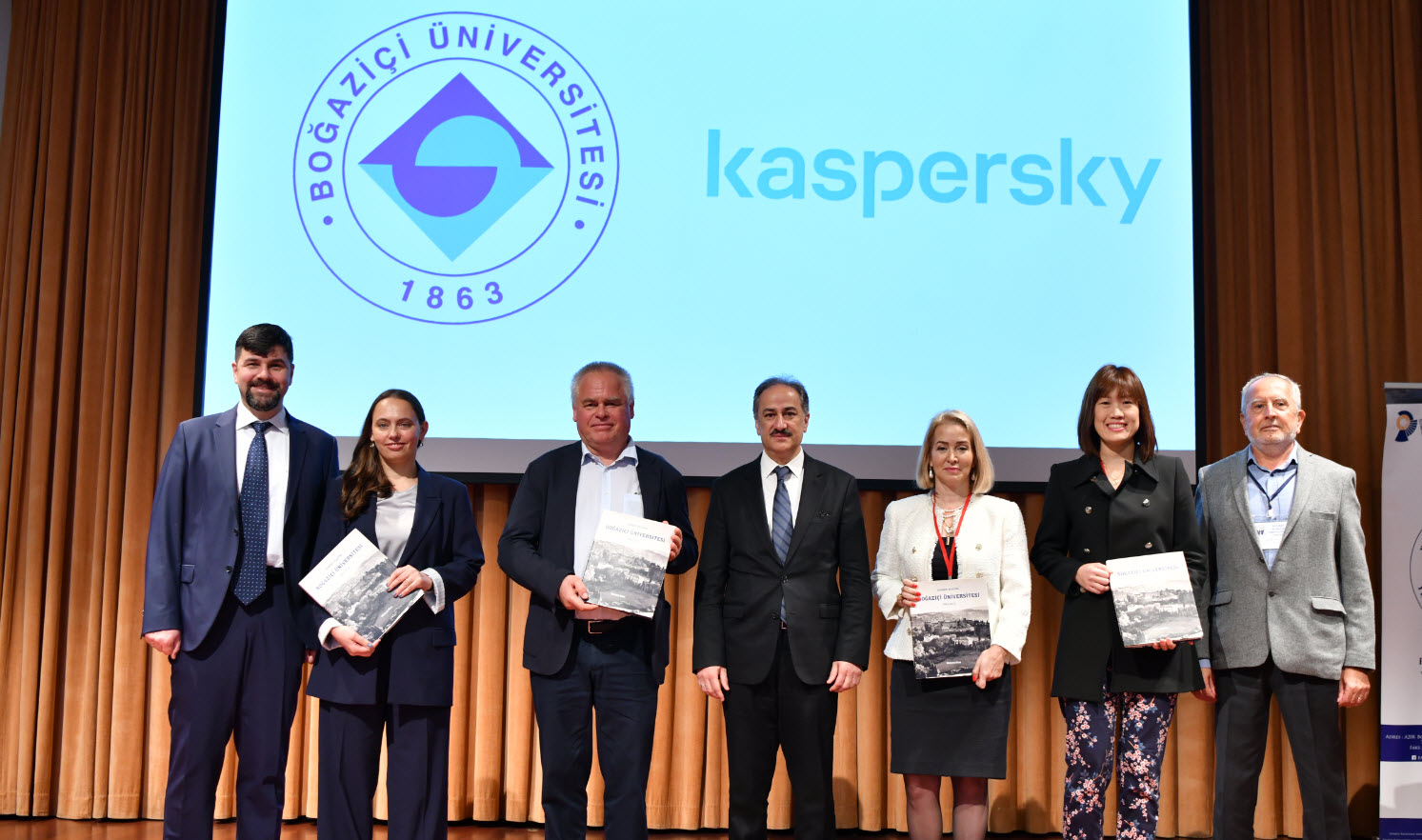 Kaspersky’nin 12. Şeffaflık Merkezi İstanbul’da açılıyor!