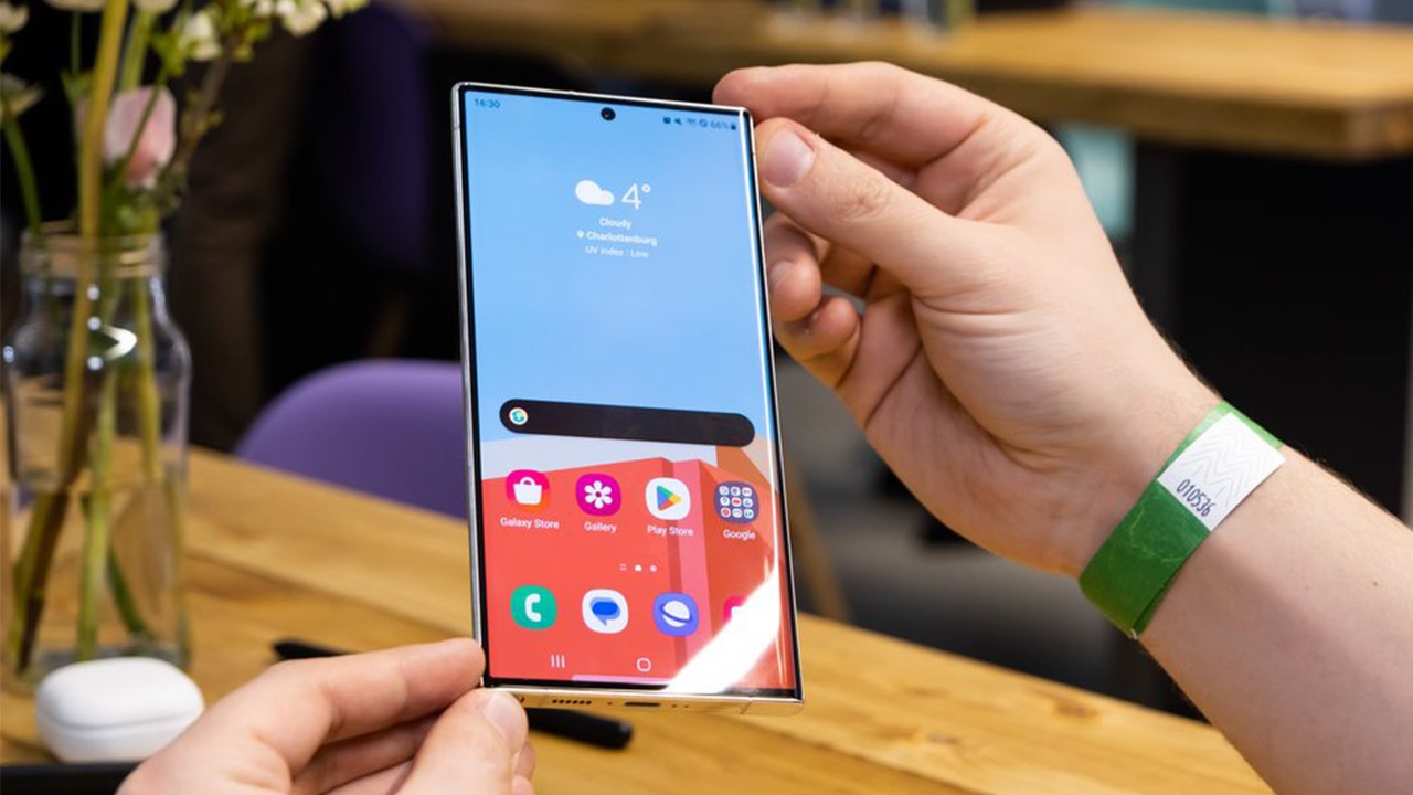 Galaxy S23 dokunmatik ekran çalışmıyor! sorun güncellemede?