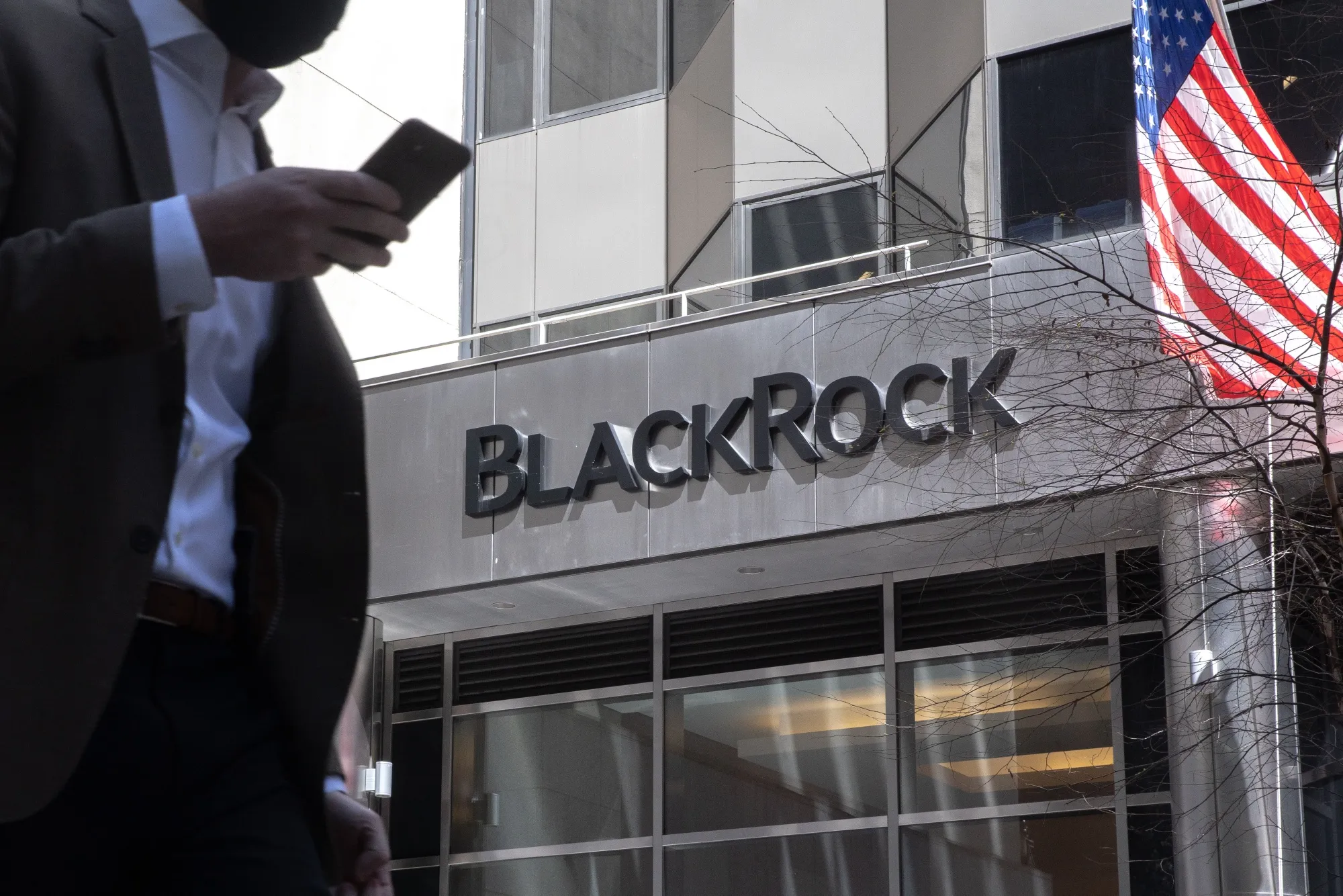 BlackRock çalışanları ChatGPT ile kandırıldı!