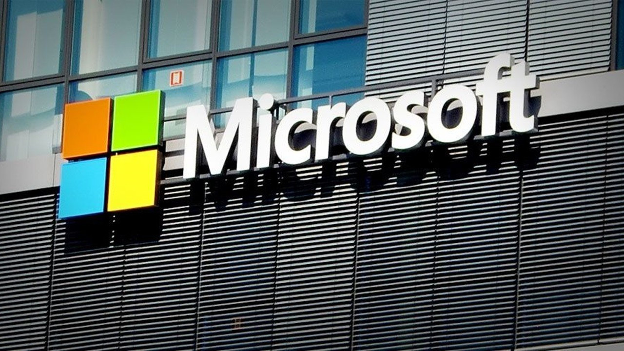 Microsoft yerle ik yapay zeka donan ml yeni bilgisayarlar tan tt 