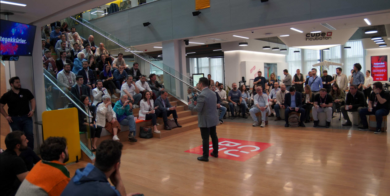 Teknopark İstanbul’da girişimciler, yatırımcılarla buluştu!