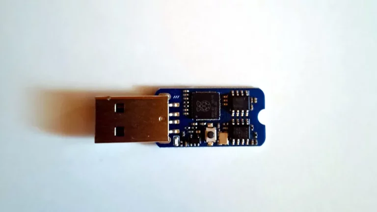 USB flash bellek ömrü
