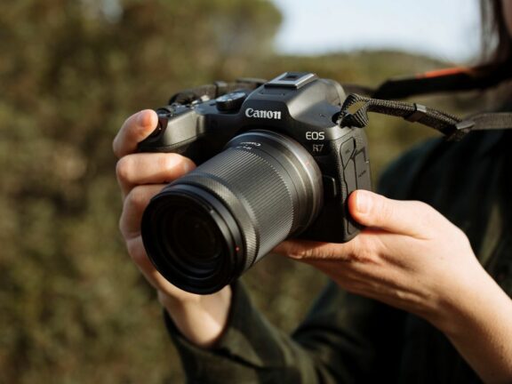 Canon ve Apple
