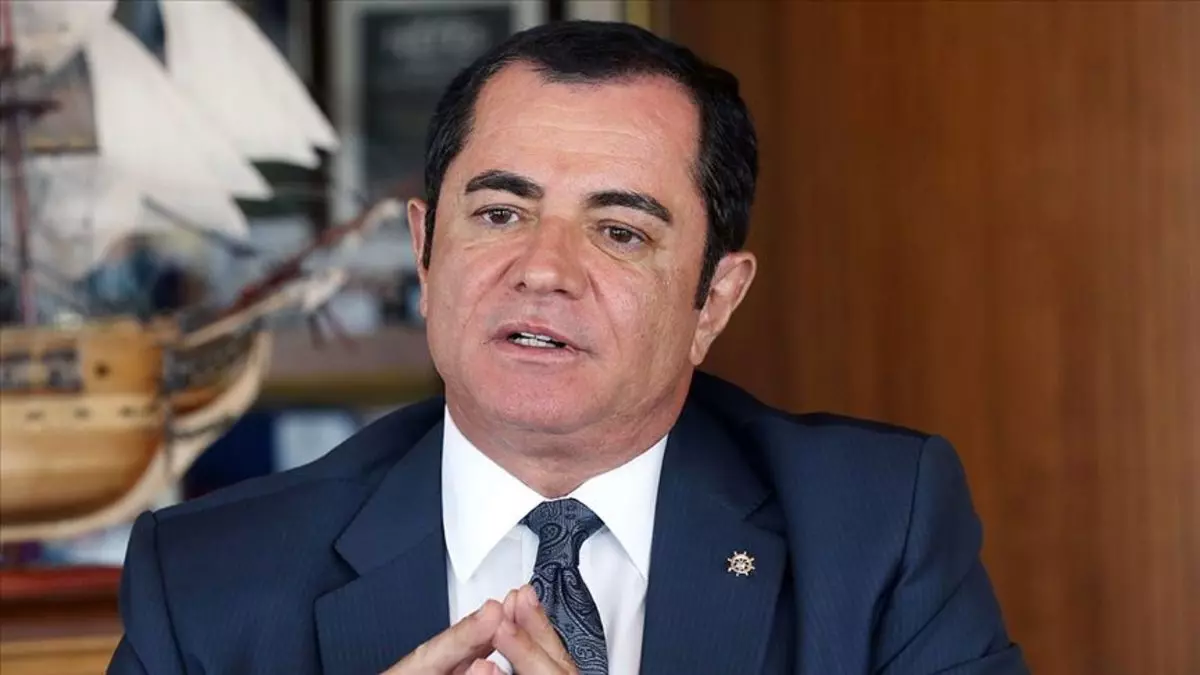 Hakan Ateş ve bankacılık kariyeri