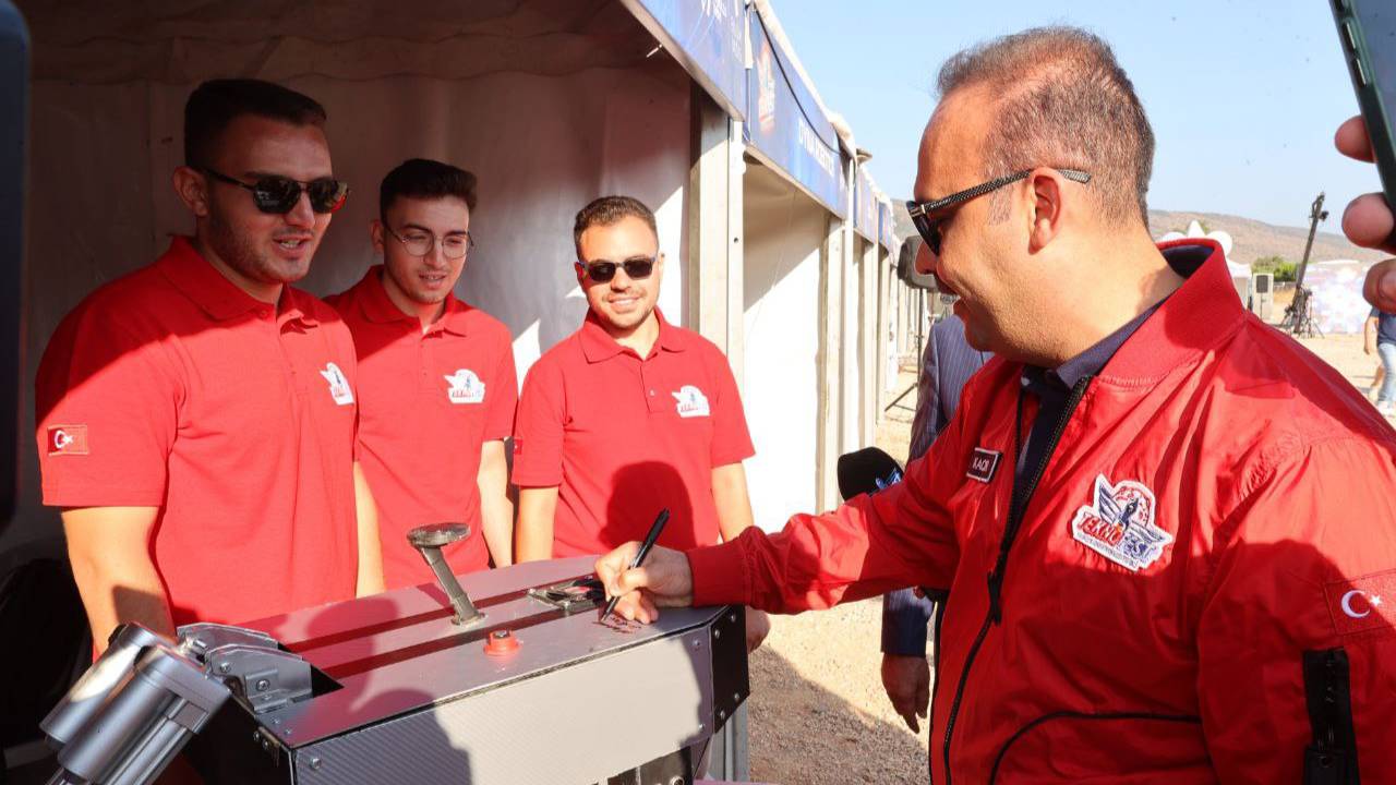 İnsansız traktörler TEKNOFEST’te yarıştı!