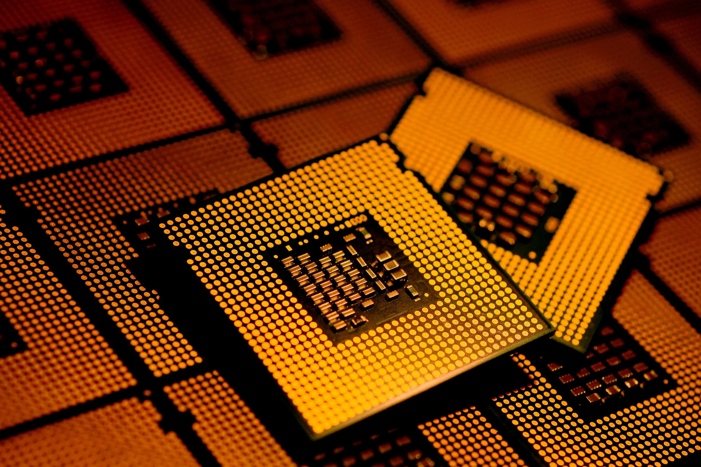 AMD CPU pazar payı ile rekor kırdı