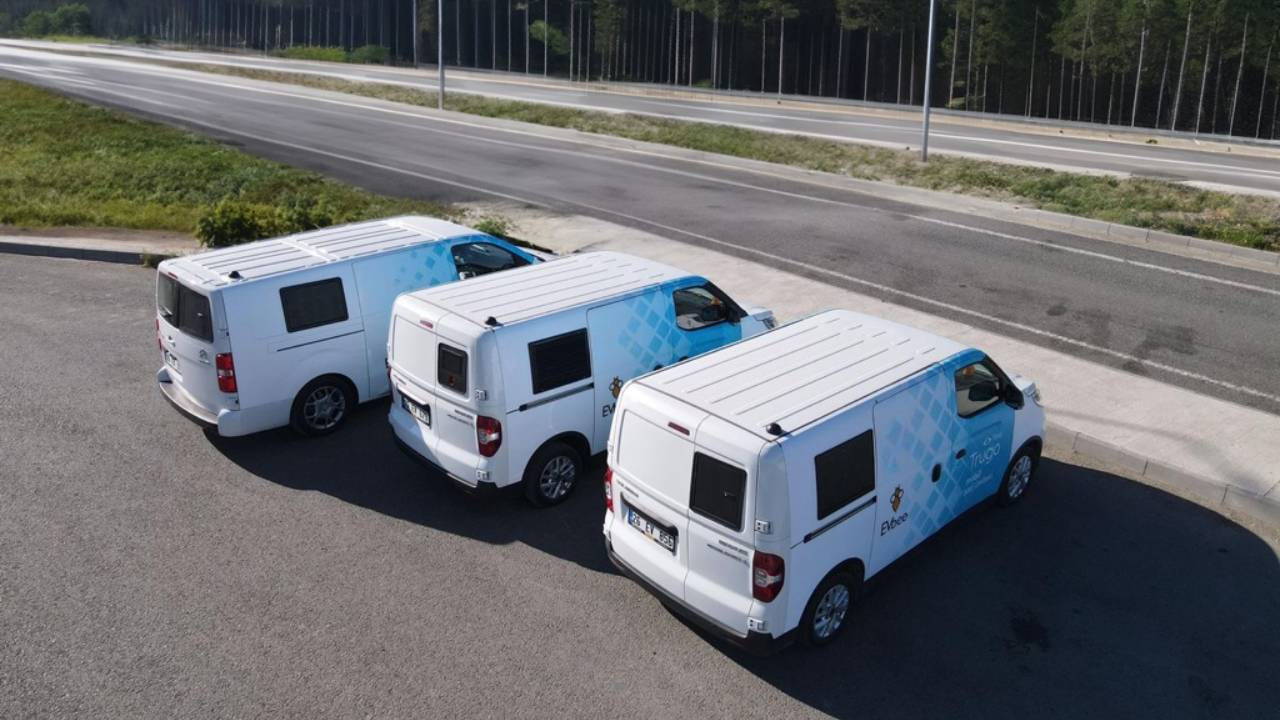 Trugo ve EVbee mobil şarj istasyonları Türkiye yollarında!