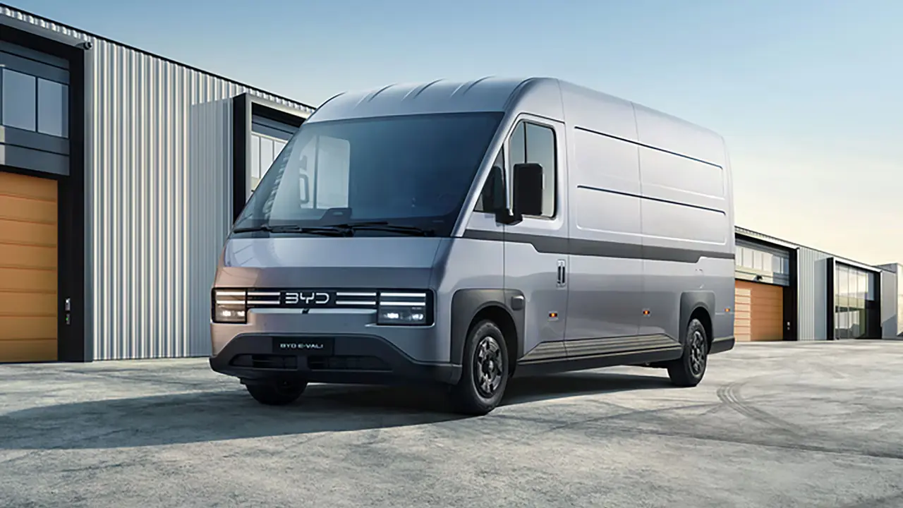 BYD, avrupa pazarı için yeni %100 elektrikli ticari aracı E-Vali’yi tanıttı