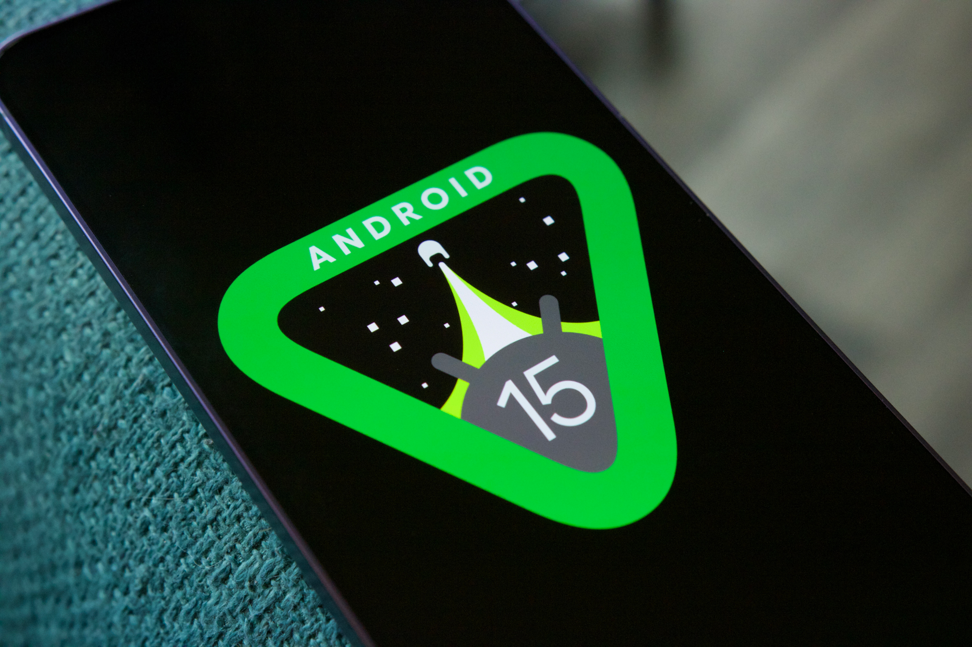 Samsung, Android 15 güncellemesini yayınlamaya başladı!