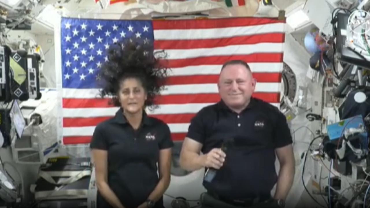 Uzayda mahsur kalan astronotlar açıklama yaptı!