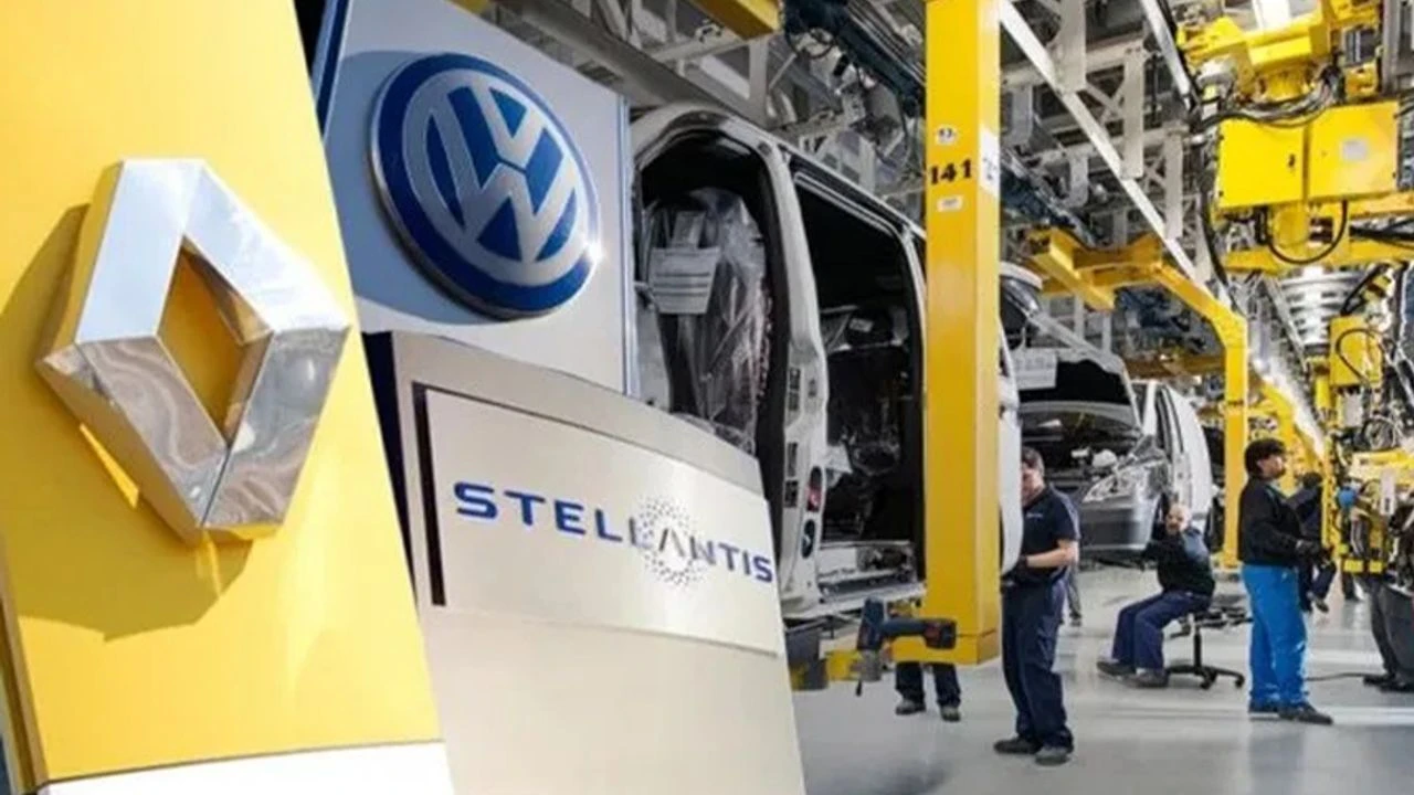 Stellantis ve Renault’un birleşme iddiaları kesinlikle yalanlandı