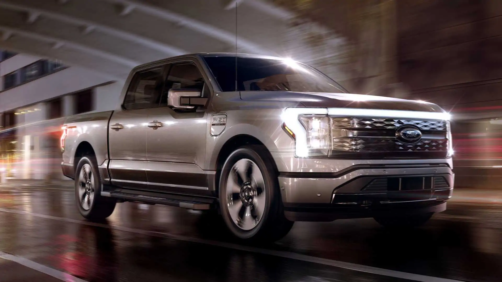 Ford F-150 Lightning’in üretimi durduruldu!