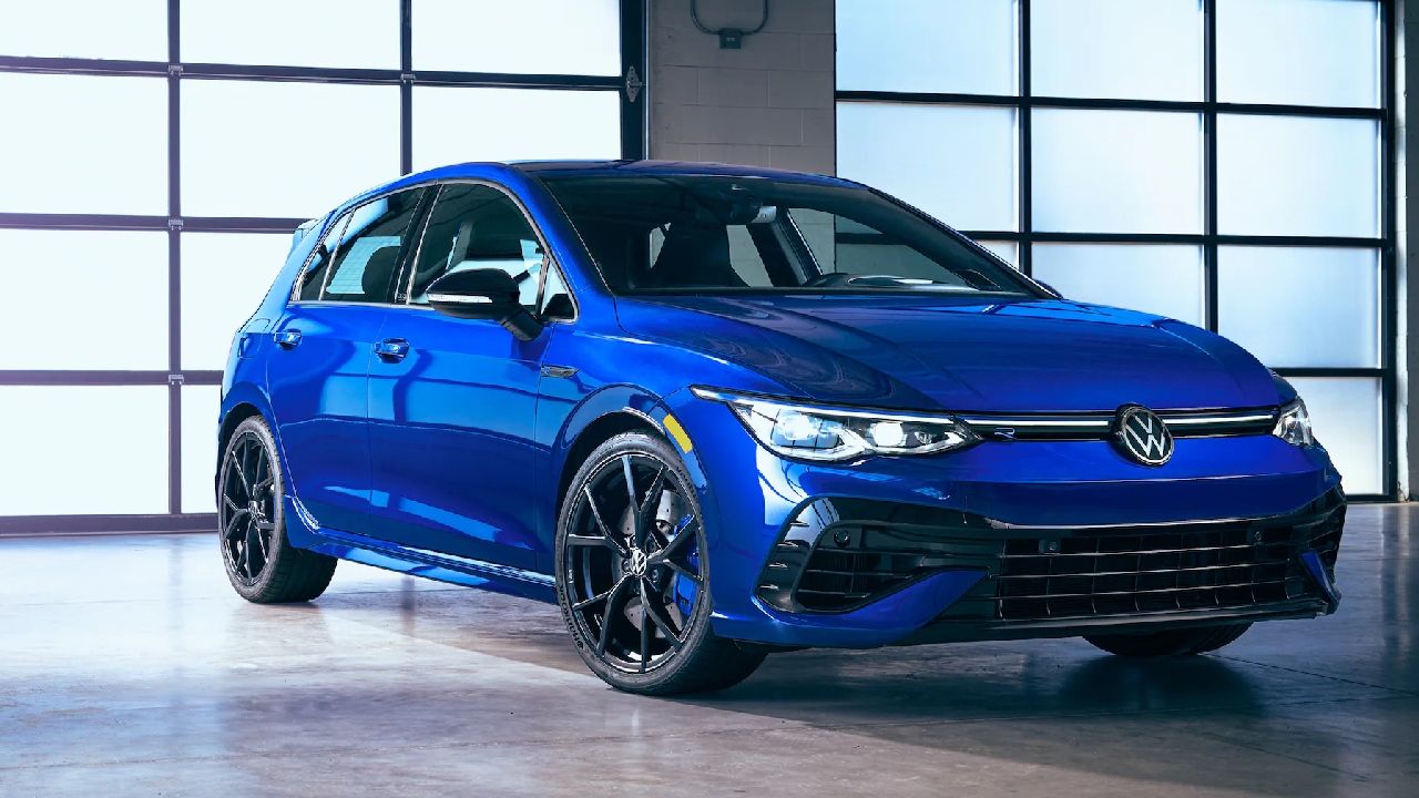 Tamamen elektrikli bir Golf modeli mi geliyor?