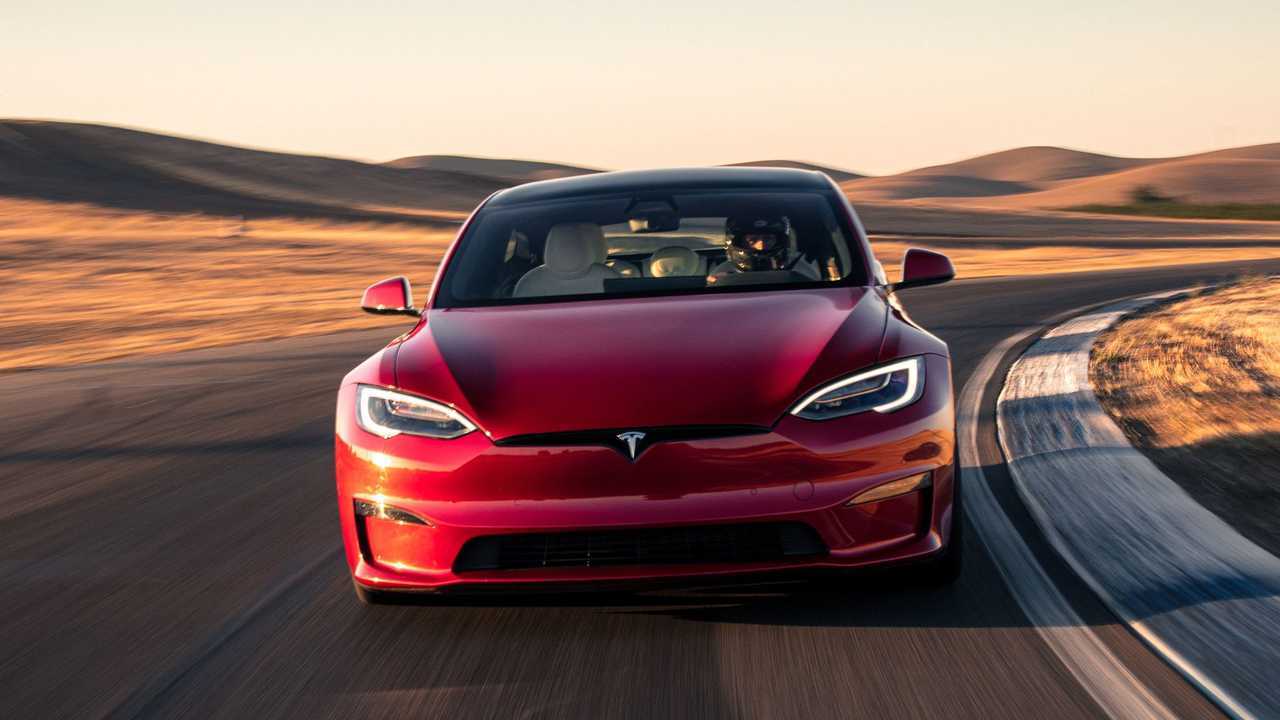 Tesla Çin’de ciddi sıkıntılarla boğuşuyor!