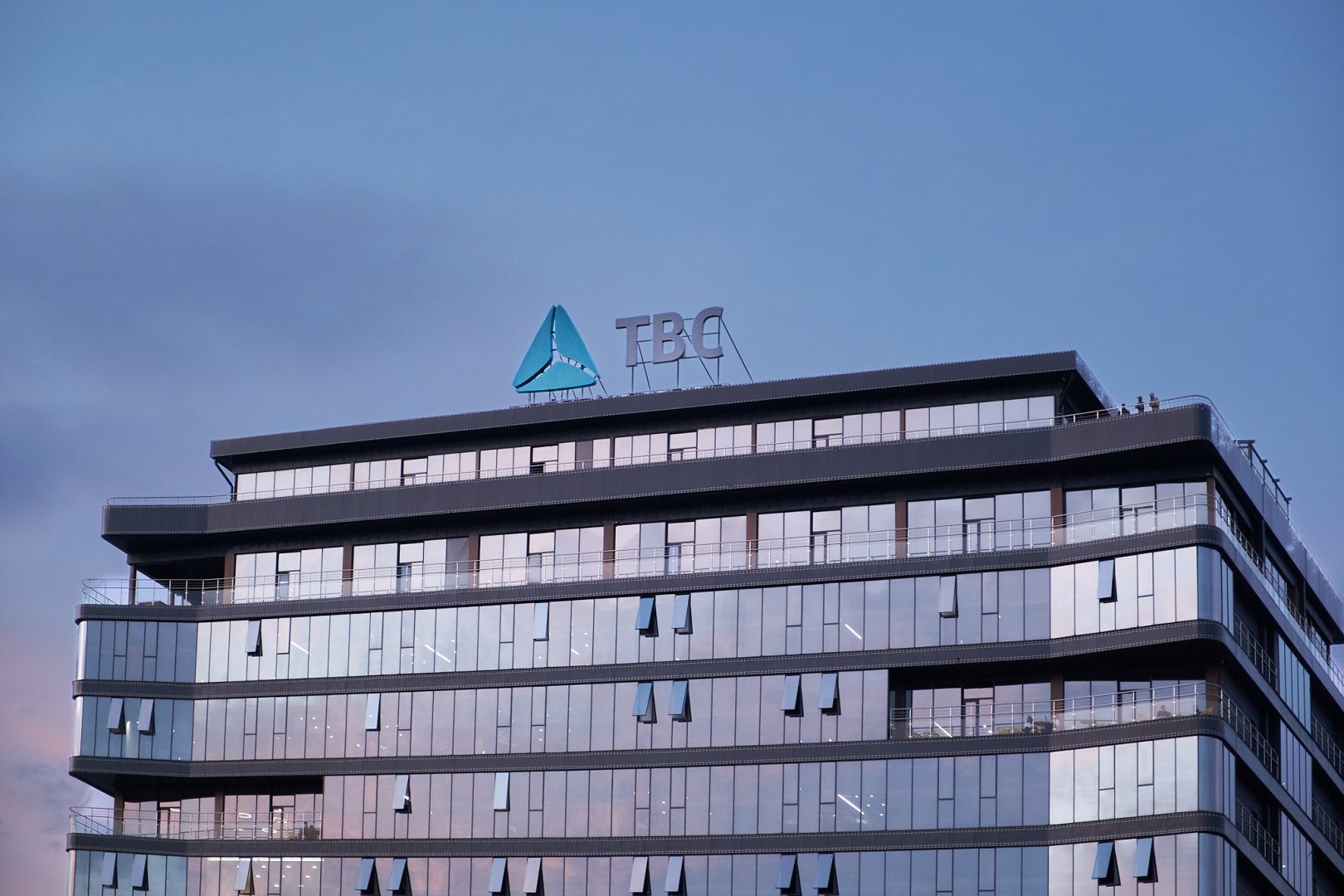TBC Bank Uzbekistan, 37 milyon dolar yatırımla dijital hizmetlerini genişletiyor!