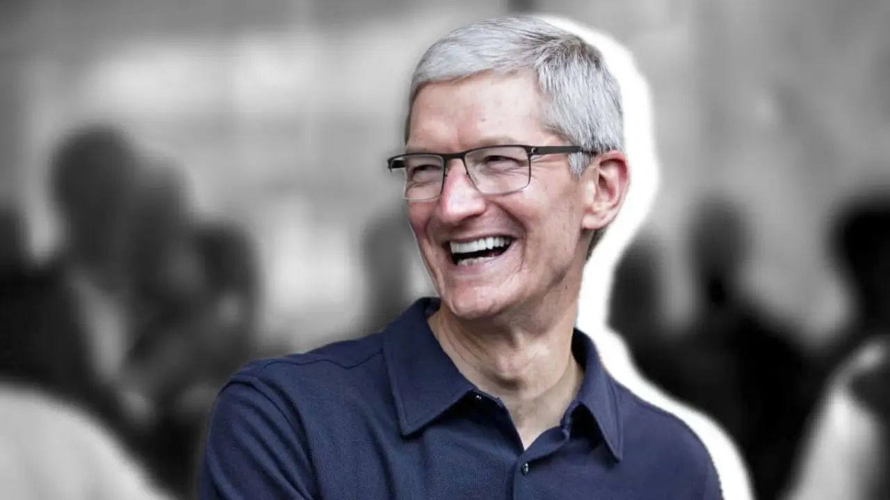 Apple CEO’su Tim Cook: yapay zeka için geç kalmadık, Apple Intelligence ücretsiz kalacak