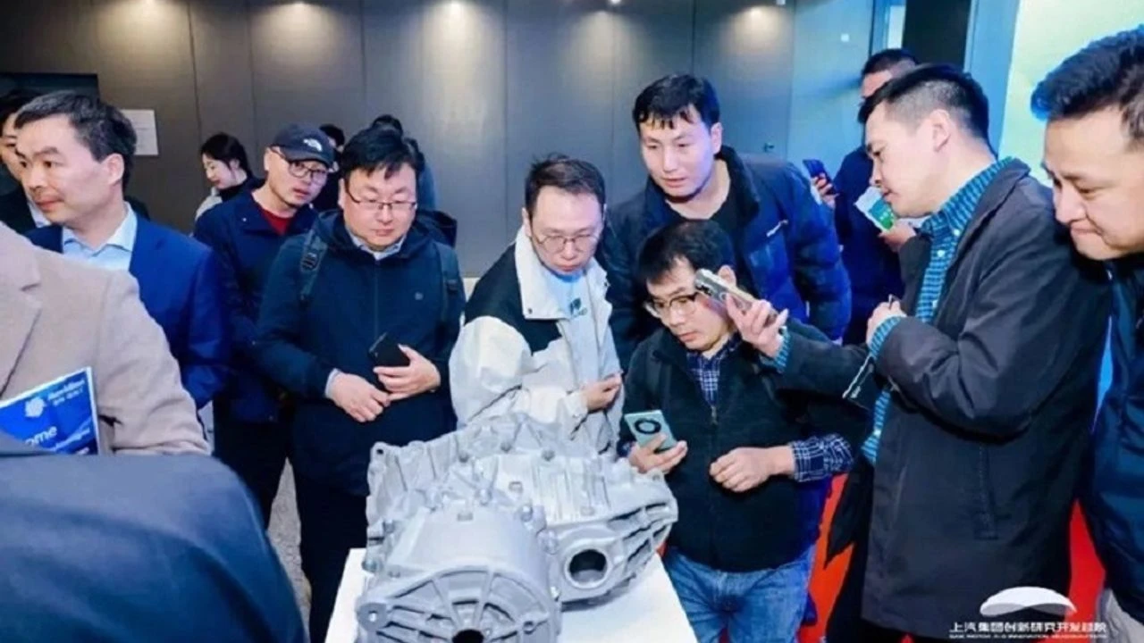 Dünyanın ilk magnezyum alaşımlı elektrik motoru tanıtıldı!