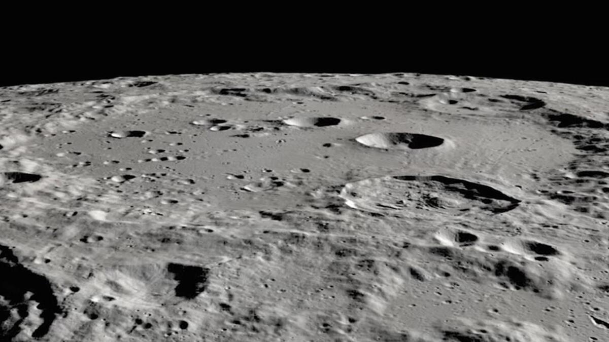 NASA, Ay’daki toz sorununa çözüm arıyor!