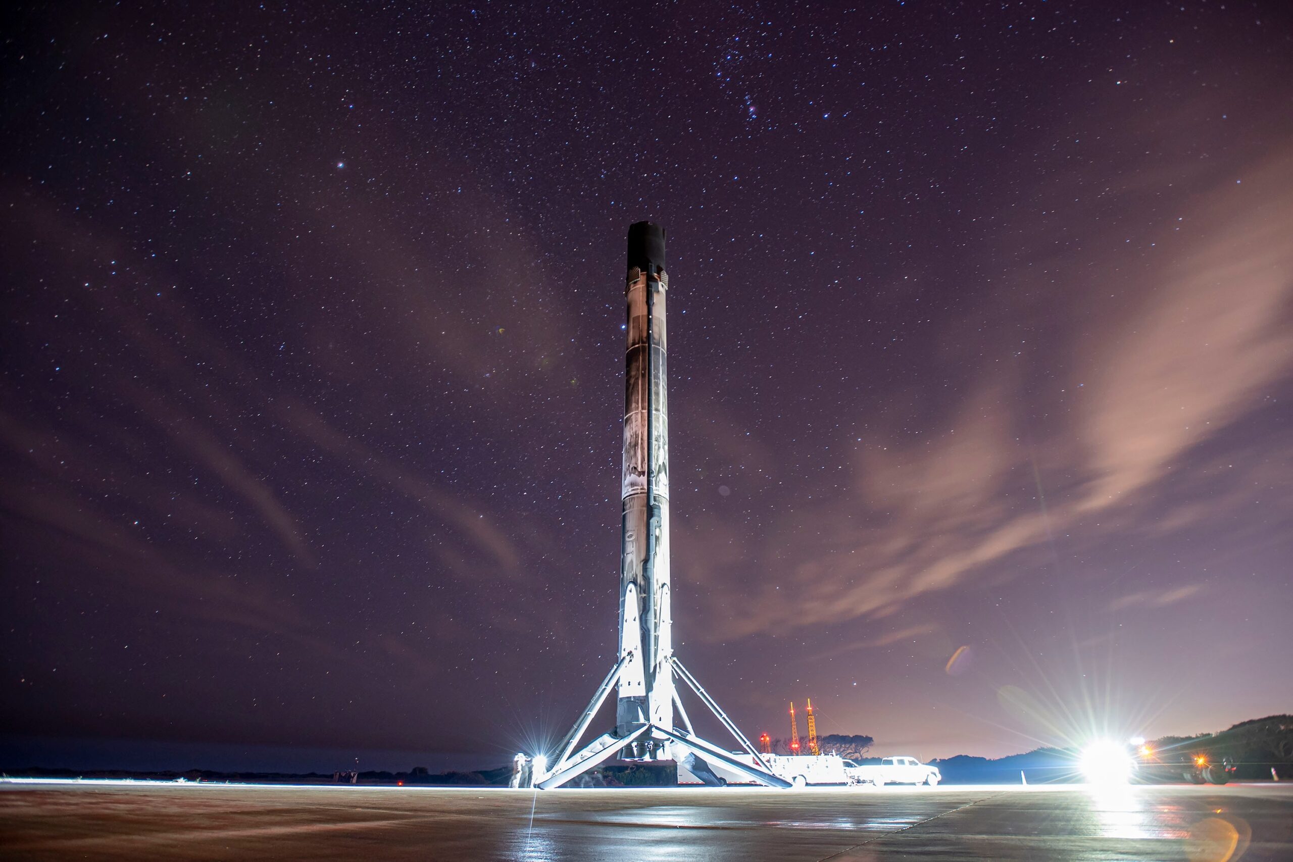 Starlink uydu takımı telefona bağlanıyor