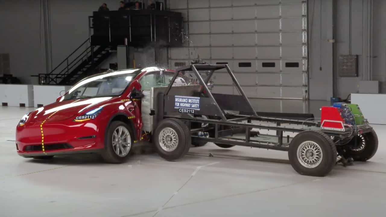 Tesla ABD’de en yüksek ölümcül kaza oranına sahip marka oldu