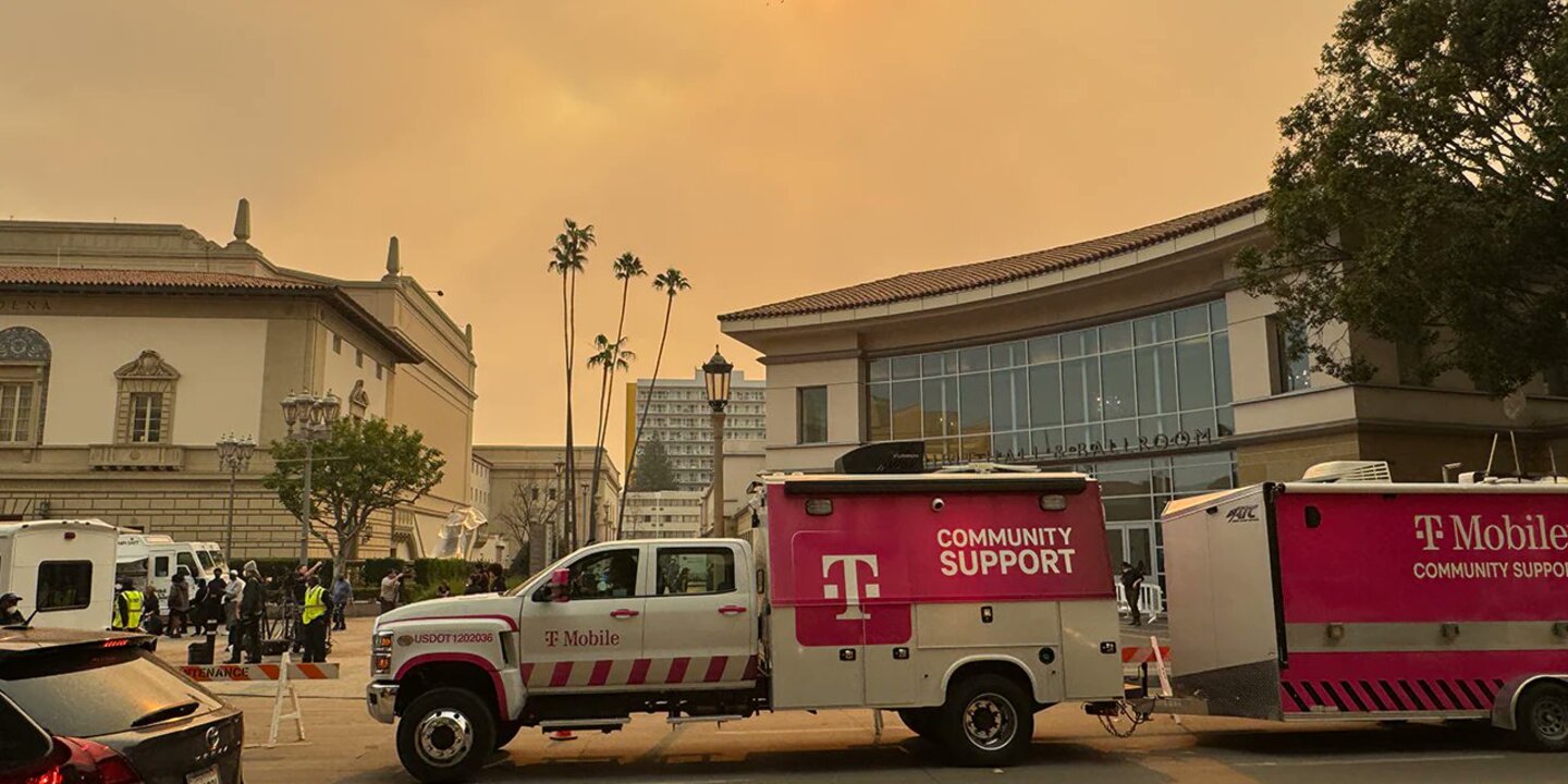 SpaceX ve T-Mobile’dan yangın mağdurlarına destek