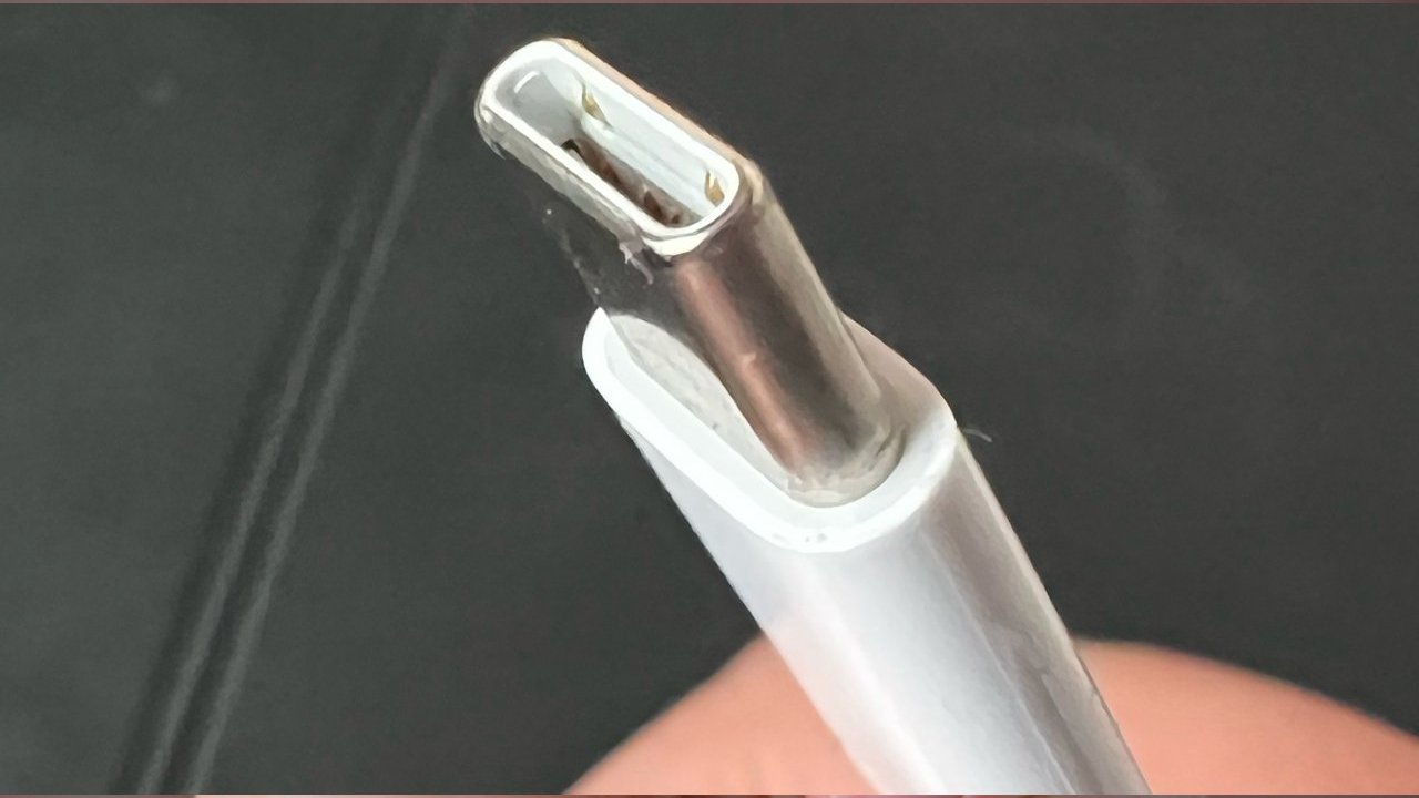 iPhone’larda USB-C şarj portu üzerinden verilere erişim tehlikesi!