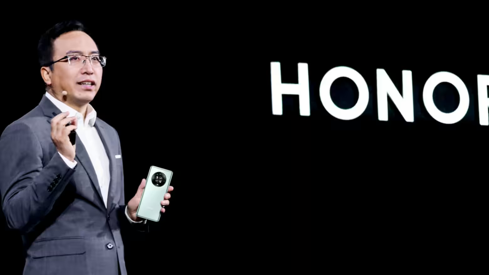 Honor CEO’su görevinden ayrıldı! Şirketin yeni yol haritası ne olacak?